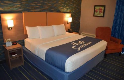 Wayne Hotel | Days Inn by Wyndham Wayne