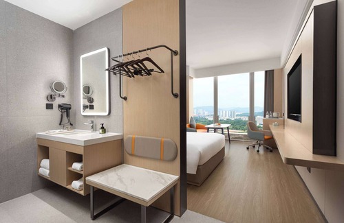 Xiangzhou District Hotel | Days Inn By Wyndham Zhuhai Tangjiawan
