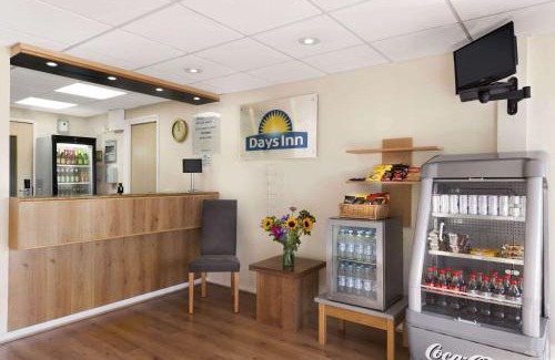 Chesterton Green Hotel | Days Inn Hotel Warwick South - Southbound M40