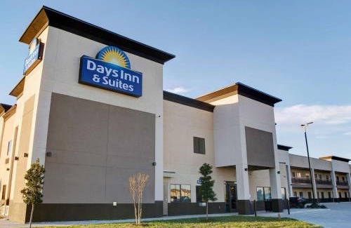 Port Arthur Hotel | Days Inn & Suites by Wyndham Port Arthur