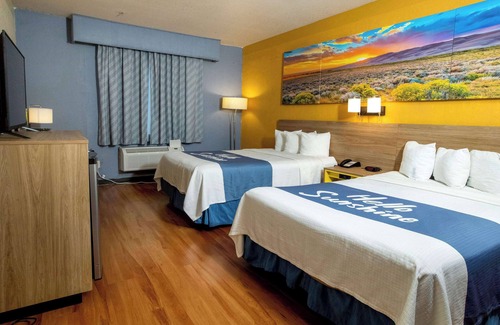 Greater Greenspoint Hotel | Days Inn & Suites by Wyndham Houston North/Aldine