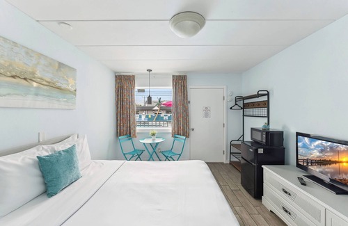 Wildwood Hotel | Daytona Inn and Suites - Single Queen