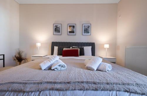 Marousi Apartment | Dazzling and Stylish 2BR Apartment in Marousi