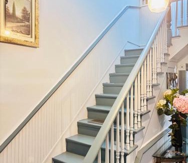 Waycross Apartment | Dazzling Downtown Delight