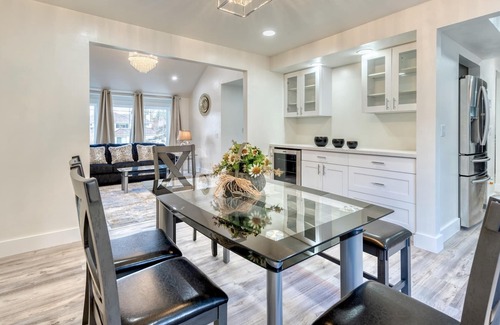 Kent House | DAZZLING VILLA: Piece of Paradise on Earth. FULLY REMODELED HOUSE!