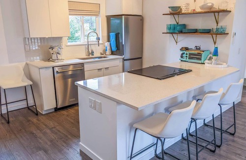 Sequim House | DB #271 Beautiful Views & Hot Tub Retreat