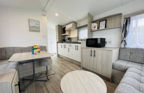 IJmuiden Ski Chalet | DD 58 - Camping de Duindoorn - AIRCO