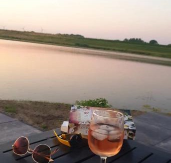 Municipality of Kampen House | De IJssel Eilanden Chalet Laguna Kampen mit Zaun Nr 754