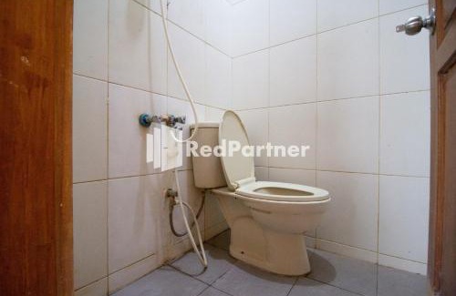 Laweyan Hotel | De Kost Solo Mitra RedDoorz