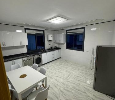 Ait Youssef Ou Ali Apartment | De la murdy appartement