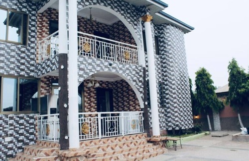 Kasoa Apartment | De-nice hotel apartment Kasoa new market, Obom road, arrive @masalachi junction