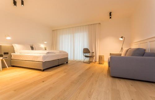 Maaseik Hotel | De Sjeiven Dorpel