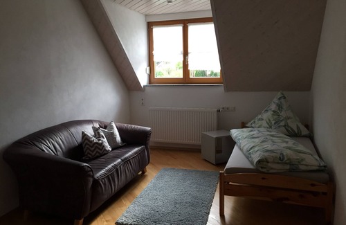 Villingen-Schwenningen Apartment | Apartment 'Ferienwohnung Schütz' with Balcony and Wi-Fi