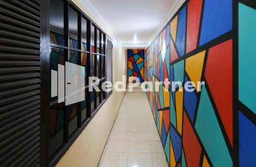Surabaya House | Dea Homestay Syariah at Kertomenanggal Surabaya Mitra RedDoorz