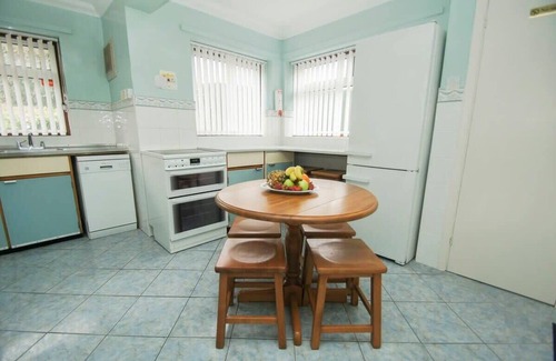 Rottingdean House | Dean Court Bungalow | by Brighton Holiday Lets