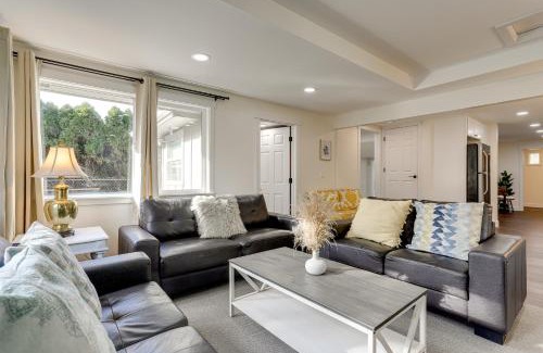 Education Hill House | Deck and Game Room Redmond Home about 17 Mi to Seattle