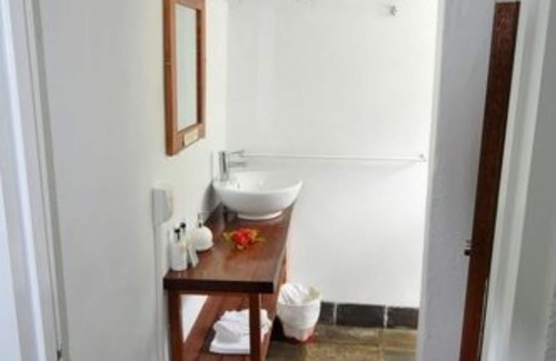 Luganville Resort | Deco Stop Lodge
