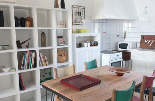 Bazus-Neste Apartment | decorator's dUplex in authentic natural surroundings