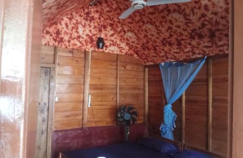 Pottuvil Division 2 Resort | Deens Resort A Bay