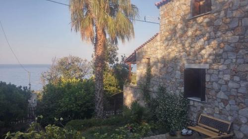 Kato Vrontou Villa | Deep Blue Villa at potistika