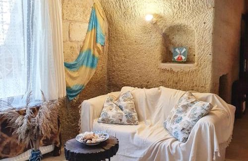 Mustafapasa House | Deep Cave House