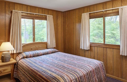 Mount Sterling Resort | Deer Creek State Park Lodge and Conference Center