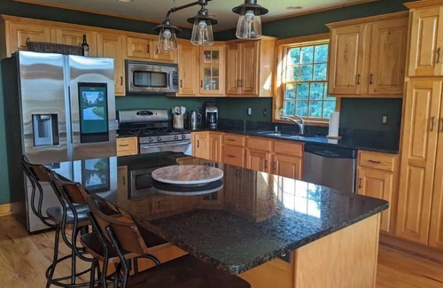 Peach Glen House | Deer Run Lodge - hike the forest, swim in the pool, and relax!