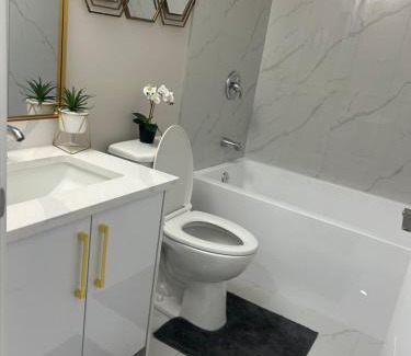 Southwest Edmonton Apartment | DeHaven