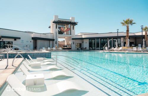 St. George House | Deja Blue at Desert Color by Ember Stays
