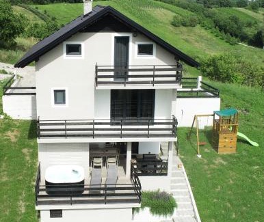 Jastrebarsko Villa | Deja View