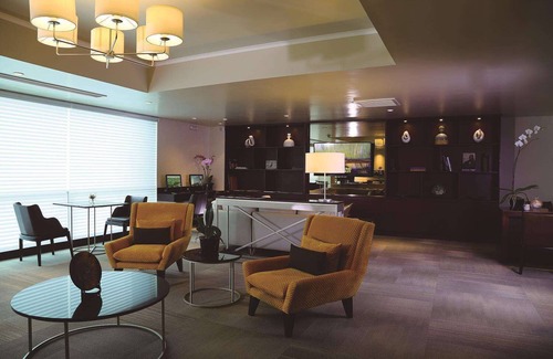 Sector 1 Hotel | Delfines Hotel & Convention Center