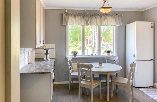 Gullabo House | Delight your family with a stay in this vacation home