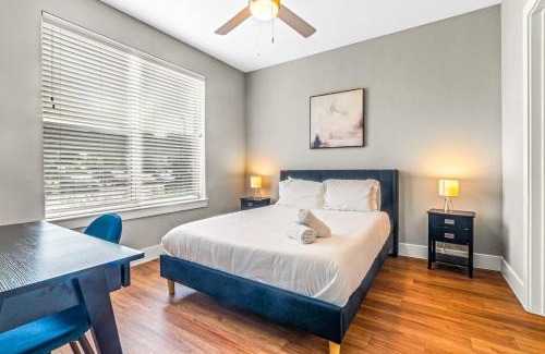 Fort Worth Apartment | Delightful 1BD 1BA Beautiful Pool in Fort Worth