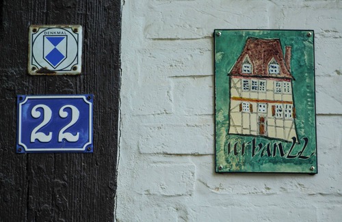 Quedlinburg House | Delightful 2-bedroom flat in listed property built 1680 with WiFi in Quedlinburg