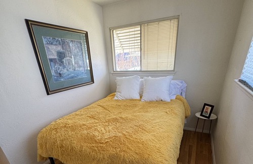 Reno House | Delightful 2-bedroom house in Reno with AC, WiFi