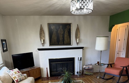 Reno House | Delightful 2-bedroom house in Reno with AC, WiFi