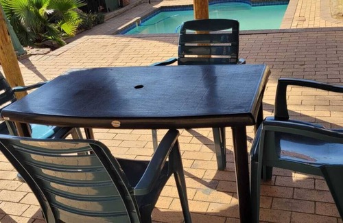 Greater Johannesburg Metropolitan Area House | Delightful 6-bedroom Elianta Villa with WiFi in Johannesburg South
