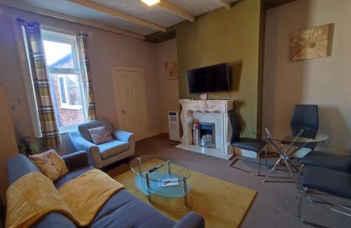 South Shields Apartment | Delightful Central, Seaside Apartment-with free parking