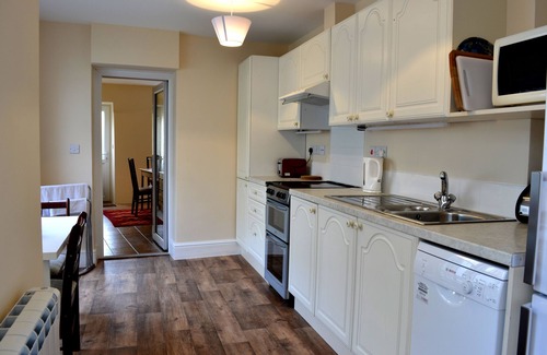 Bampton House | Delightful Devon home, close to shops, pub, country walks and beautiful Exmoor