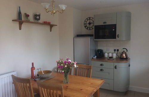 Alderholt Cottage | Delightful luxury rustic barn conversion nr New Forest & south coast.Sleeps 2/4