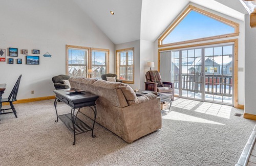Pole Creek House | Delightful mountain-view duplex with fireplace, deck, grill, & wonderful views