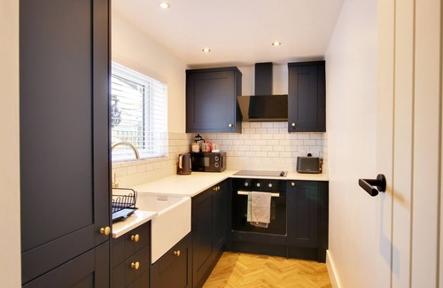 Worthing Cottage | Delightful two bedroom cottage near town centre