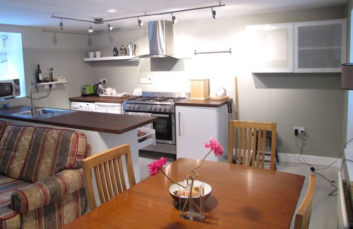 Multyfarnham House | Delightful village retreat in the heart of Multyfarnham - 1 hour from Dublin
