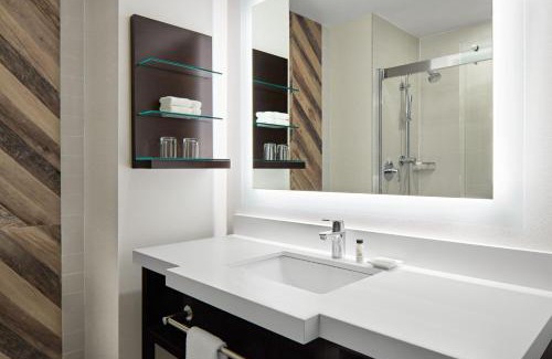 Sherbrooke Hotel | Delta Hotels by Marriott Sherbrooke Conference Centre