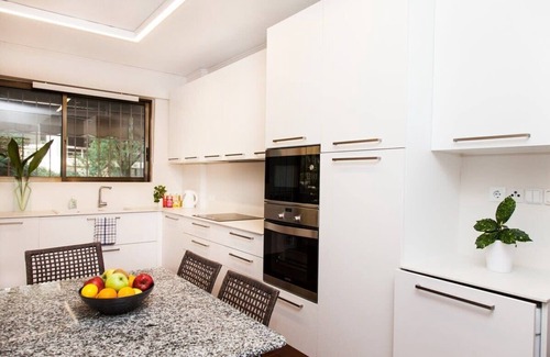 Kifisia Apartment | Delux Apartment with Amazing Balcony!