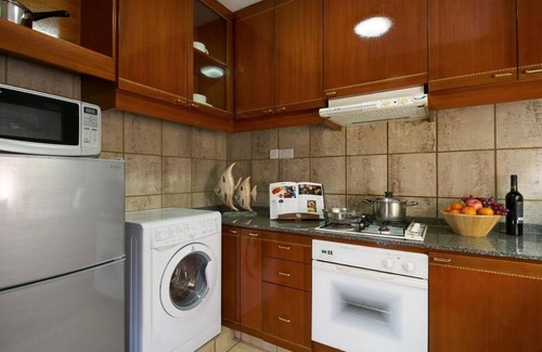 Newton Apartment | Deluxe 3BR next to Orchard MRT