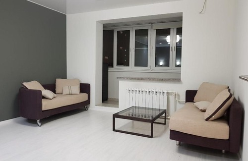 Chertanovo Yuzhnoye Apartment | Deluxe Apartment on Akademika Yangelya