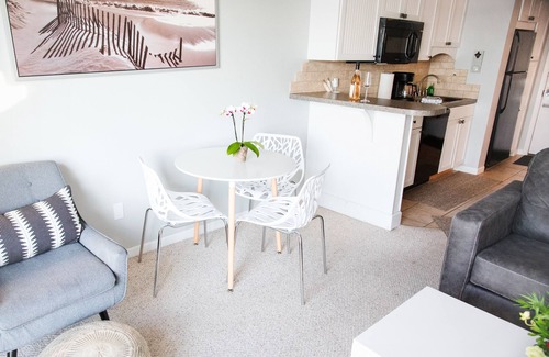 Acme Condo | Deluxe Beachside Suite, Traverse City Vacation