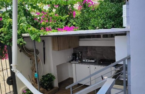Dhermi Condo | Deluxe Double Room – Clean & Relaxing Stay Near Beach + Free Parking