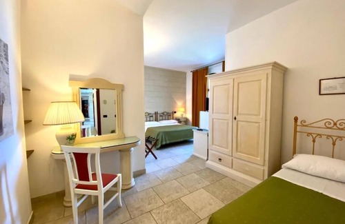 Sternatia Apartment | Deluxe Double/Twin Room - Martanì